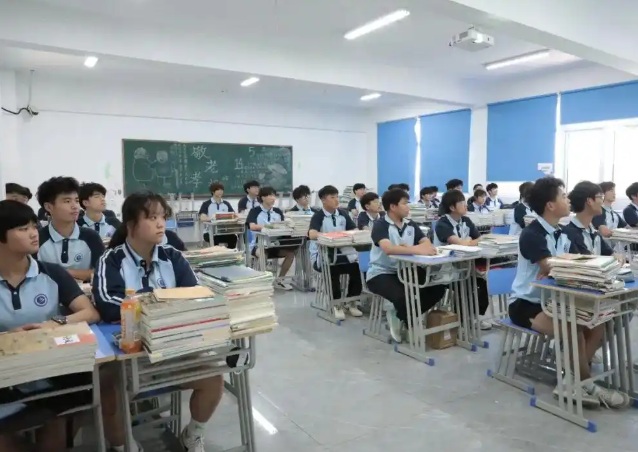 贯穿选用中职三年学习衔接本科阶段培育的贯穿式育人形式发动试点